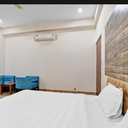 Hotel Amrapali Inn Dźajpur Zewnętrze zdjęcie
