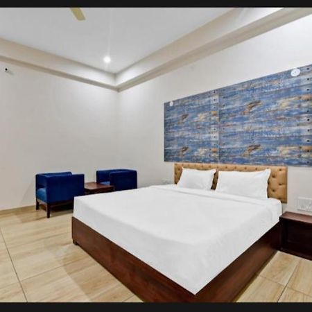 Hotel Amrapali Inn Dźajpur Zewnętrze zdjęcie