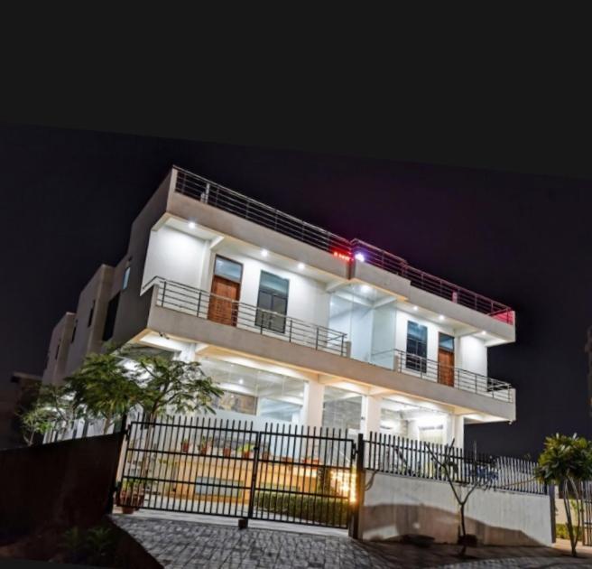 Hotel Amrapali Inn Dźajpur Zewnętrze zdjęcie